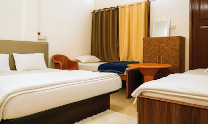 Ayushmaan Hotel - Near Jabalpur Railway Station