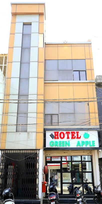 Green Apple Hotel
