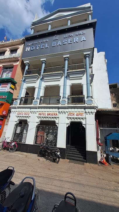Hotel Basera