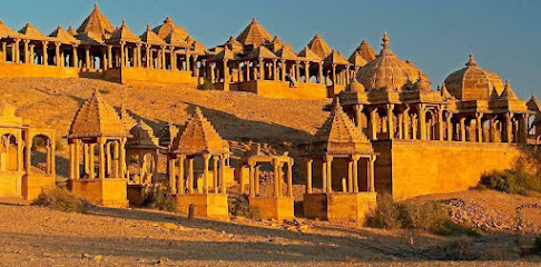 golden sandstone hotel desert camp Jaisalmer