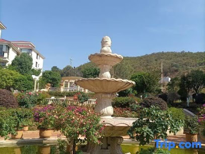 Fuxian Lake Yunshangxuan Lake View Hotel