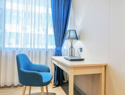 YAS Hotel