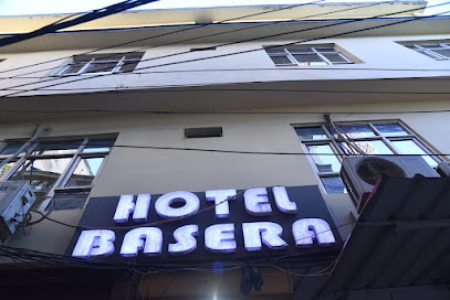 Hotel Basera