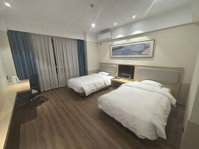 Yinfeng Business Apartment