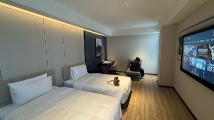Madison Hotel