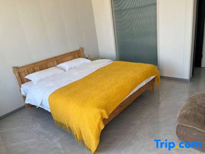 Qiqige Family Guesthouse