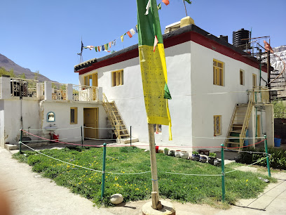 Kunzom Homestay