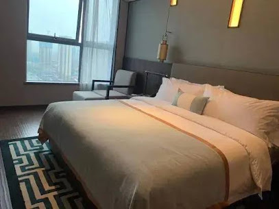 TILL BRIGHT HOTEL