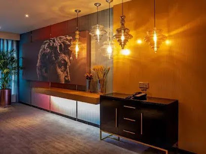 EYSTON HOTEL