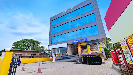 FabHotel Pentahouse - Hotel in Garchuk