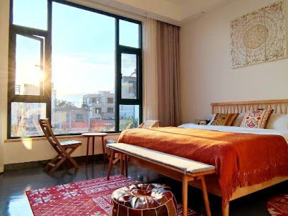 Chengting and Luna Inn in Fuxian Lake Hotel