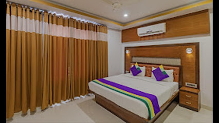 Treebo Premium Palmyra Milford