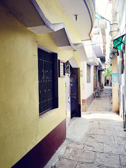 Chandrashram -Paying Guest House