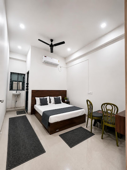 OXY Hotel Raj Palace