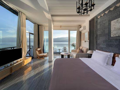 ShuangLang Clouds Inn