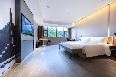 徐州云龙湖矿业大学亚朵酒店