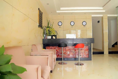 Xiuning Longhua Express Hotel