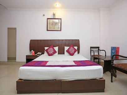 OYO 3697 Hotel Rivieraa