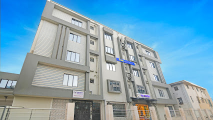 FabHotel The Crystal