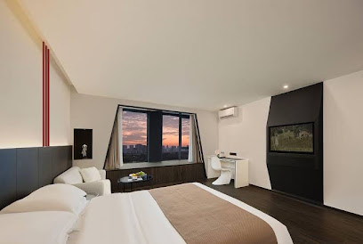 Nanxiang World Time Hotel