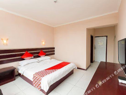 Ulan tuya hosts tribes in the helamuren steppe