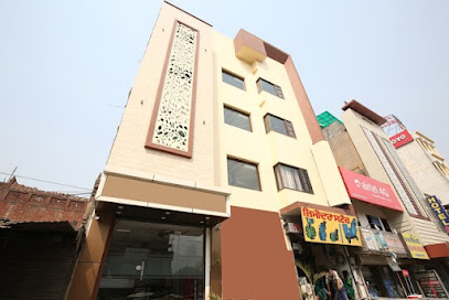 OYO Flagship 22332 Hotel ZS