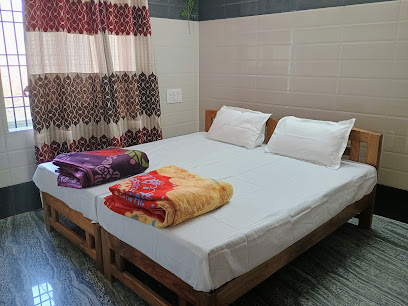 Mrudesh Residency and Delux AC Homestay