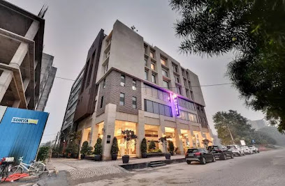 Click Hotel