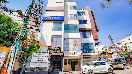 FabHotel Emirates Inn