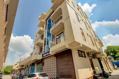 OYO 74271 Hotel Nivri House