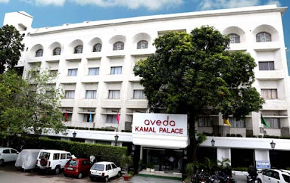 Hotel QiK Stay at Aveda Kamal