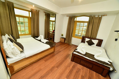 Hotel Chinar Inn