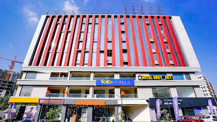 FabHotel Grey Sky