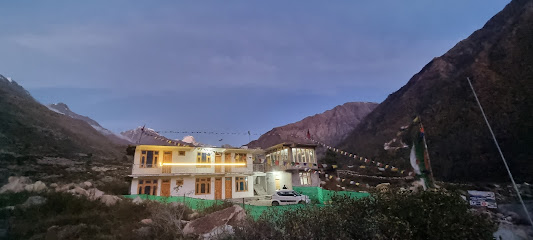 Zomsa Homestay Chitkul