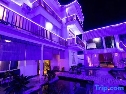 lisheluoman Villa