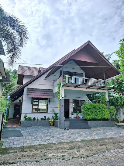 Mountain Castle Villas Athirappilly