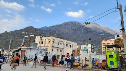 OYO 74547 Hotel Grand Shivaay