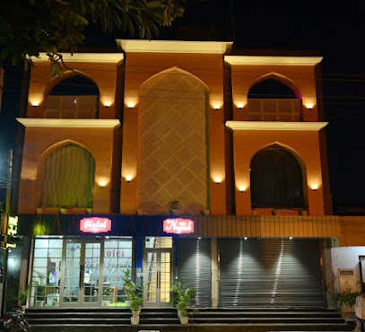 Nayaab hotel