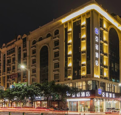 Yaso Hotel