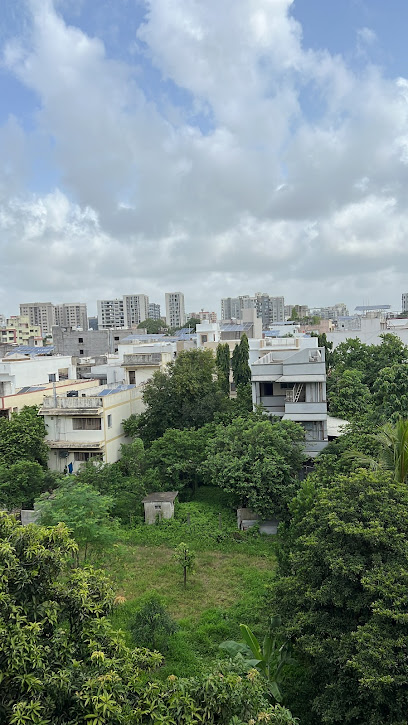 OYO Townhouse 427 Gokul Solitaire Vip Rd