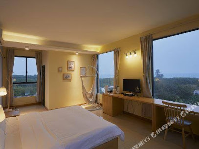 The Romantic Inn