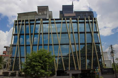 JK Rooms 115 The Travotel Suites