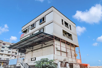 OYO Flagship Hotel King's Inn