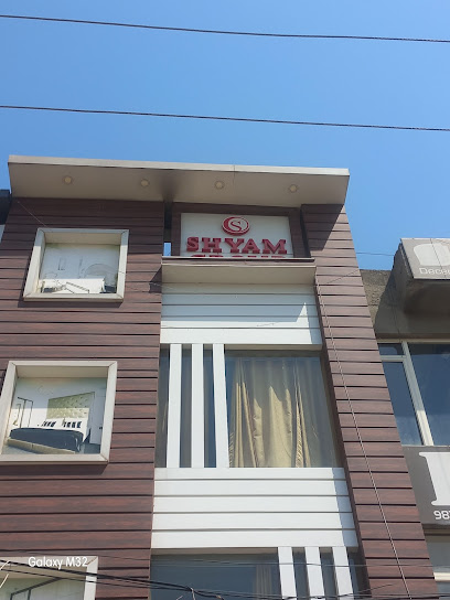 FabHotel Shyam - Hotel in Zirakpur Panchkula Kalka Highway, Zirakpur