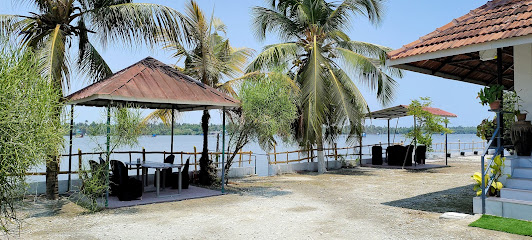 Kumbalangi Puzhayoram Homestay