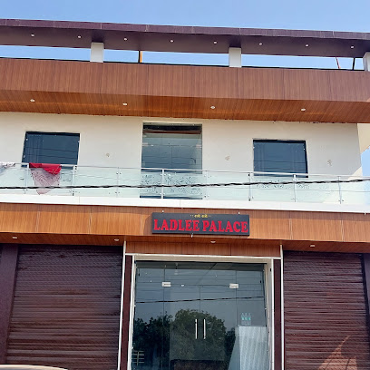 Ladlee Palace Guest House