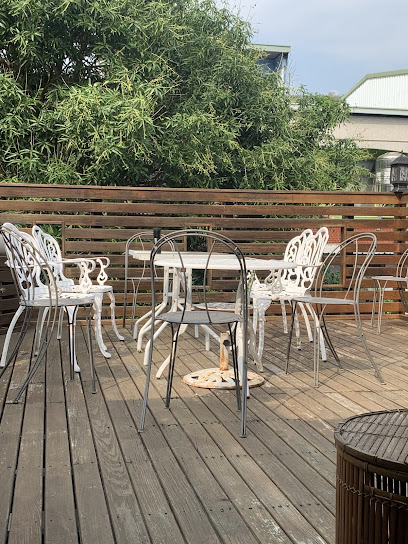 台东。卑南绿隧。民宿