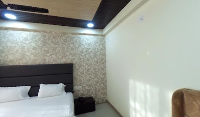 Hotel G K