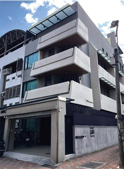 珍遇珍寓 • 獨棟電梯民宿 June June House