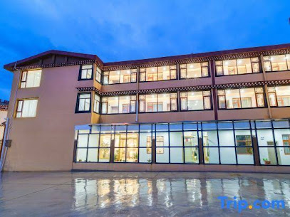 LUMINGYUYEQINGSHE Homestay